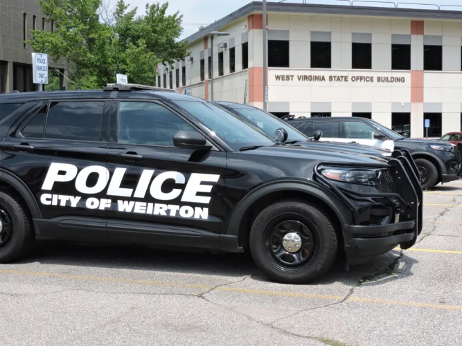 Weirton police to continue serving as school resource officers